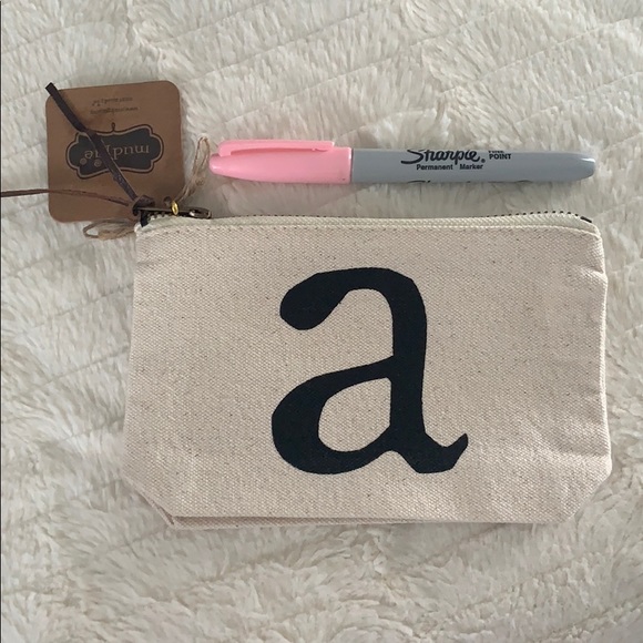 🌟MUDPIE pouch🌟 - Picture 5 of 5